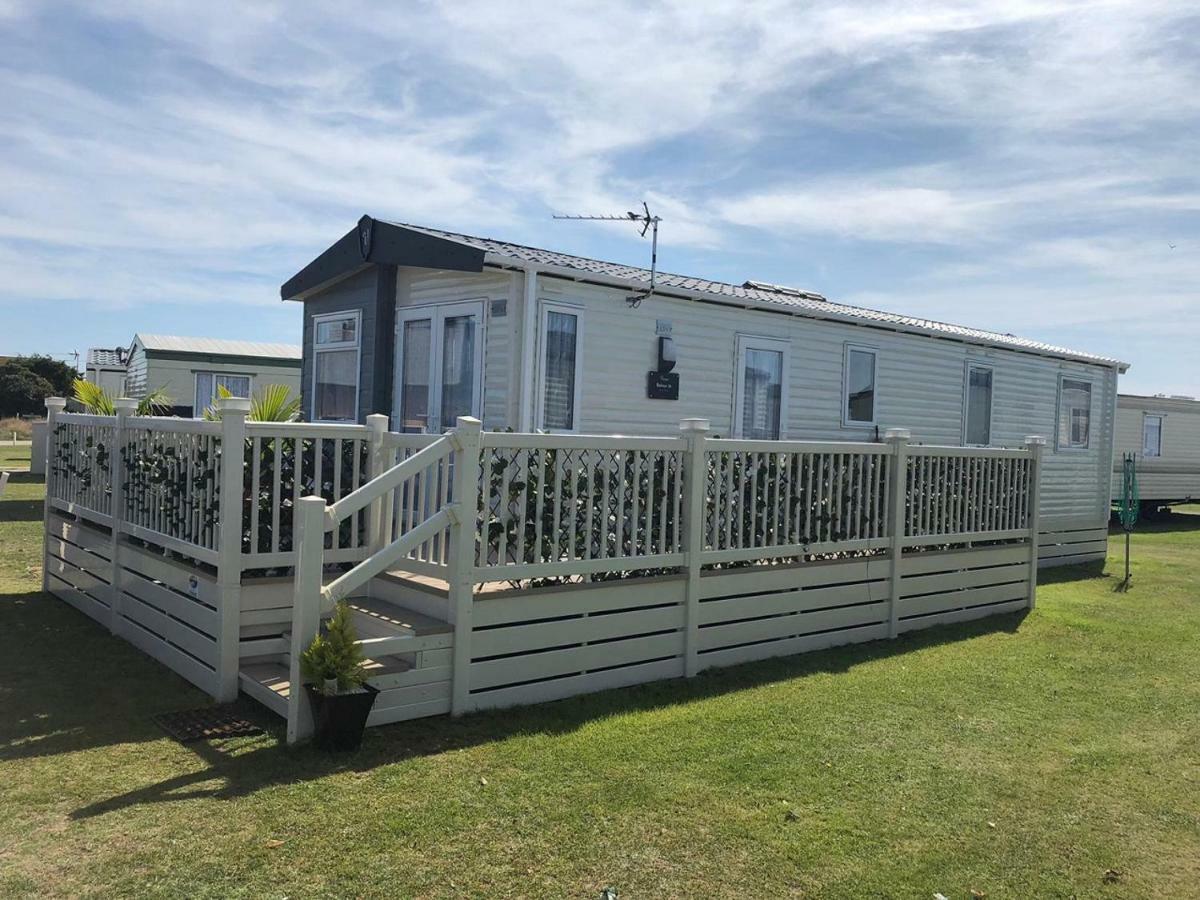 Spacious Holiday Home - Romney Sands Littlestone-on-Sea Exterior photo